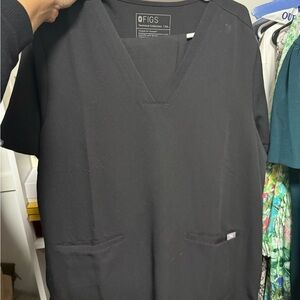 Figs Black Scrub Top and jogger set brand new